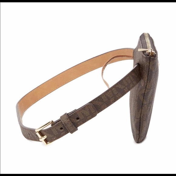 Michael Kors belt bag - Picture 1 of 4